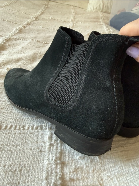 Toms Shoes - Toms Black Suede Chelsea Ella Ankle Boots size 8